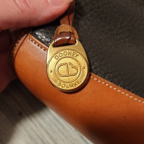 Two-Tone Leather Crossbody Bag - Picture 2 of 16